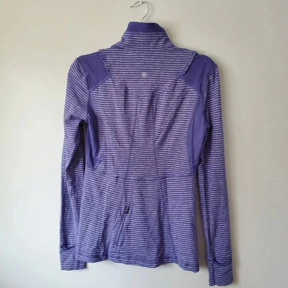 Women's Lululemon 1/4 Zip Top - Picture 8 of 11